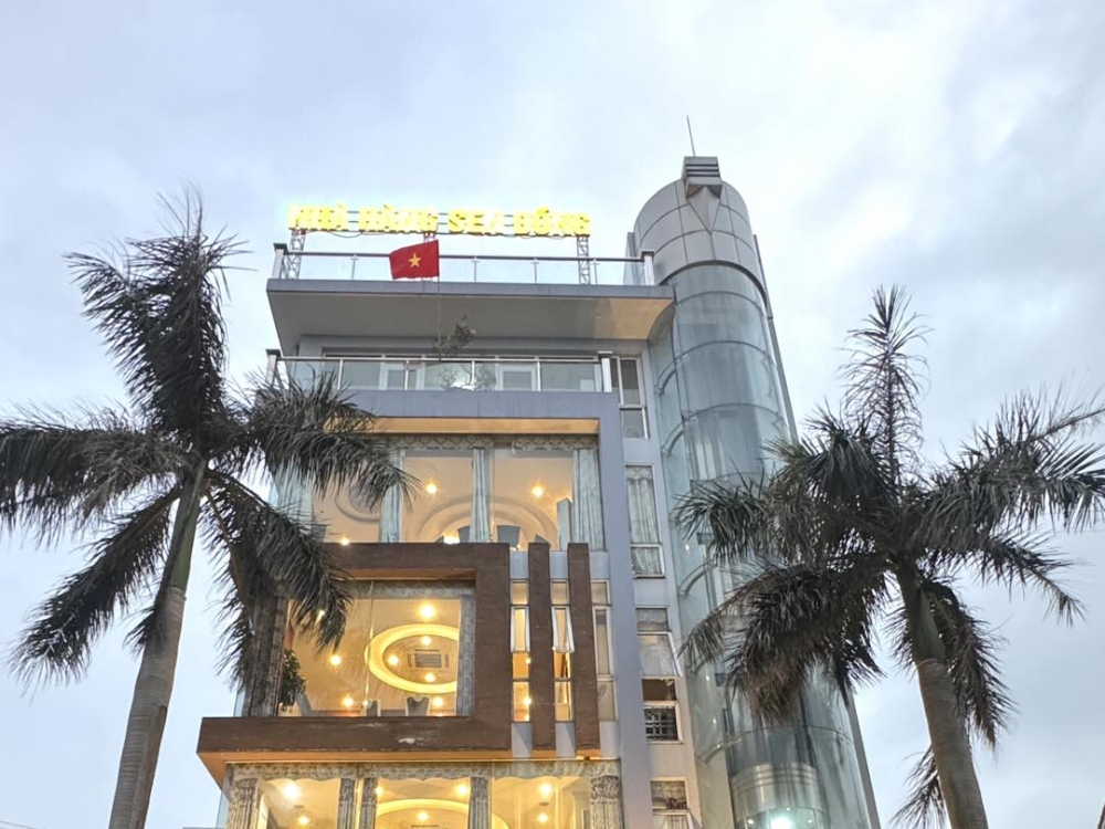 Địa chỉ nhà hàng ở đâu?